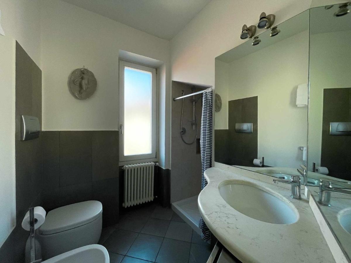 Skyway Apartment With Private Lake View Terrace Bellagio Luaran gambar
