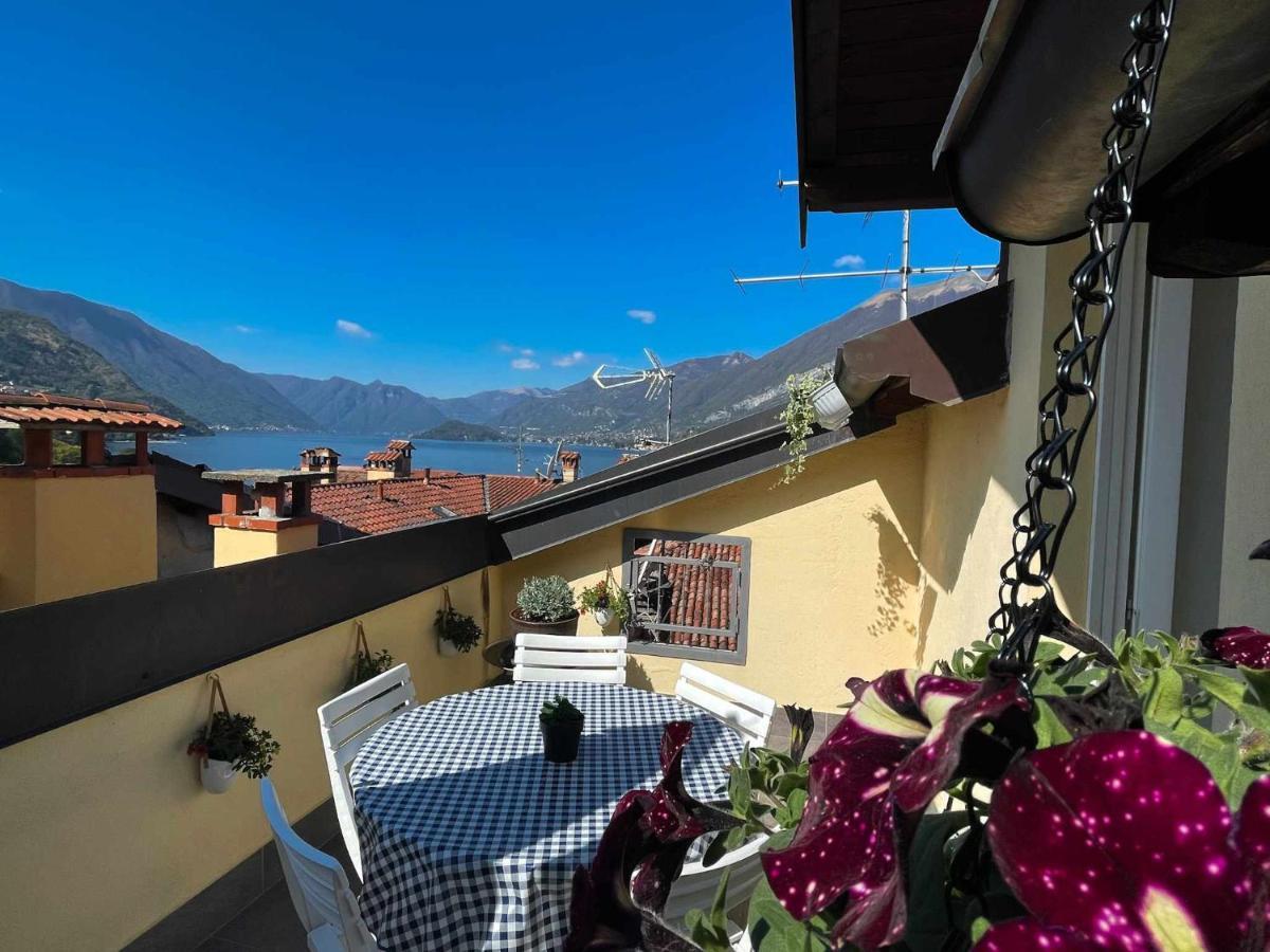 Skyway Apartment With Private Lake View Terrace Bellagio Luaran gambar