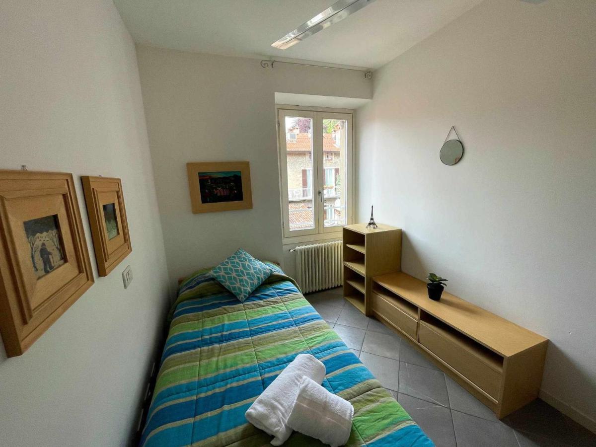 Skyway Apartment With Private Lake View Terrace Bellagio Luaran gambar